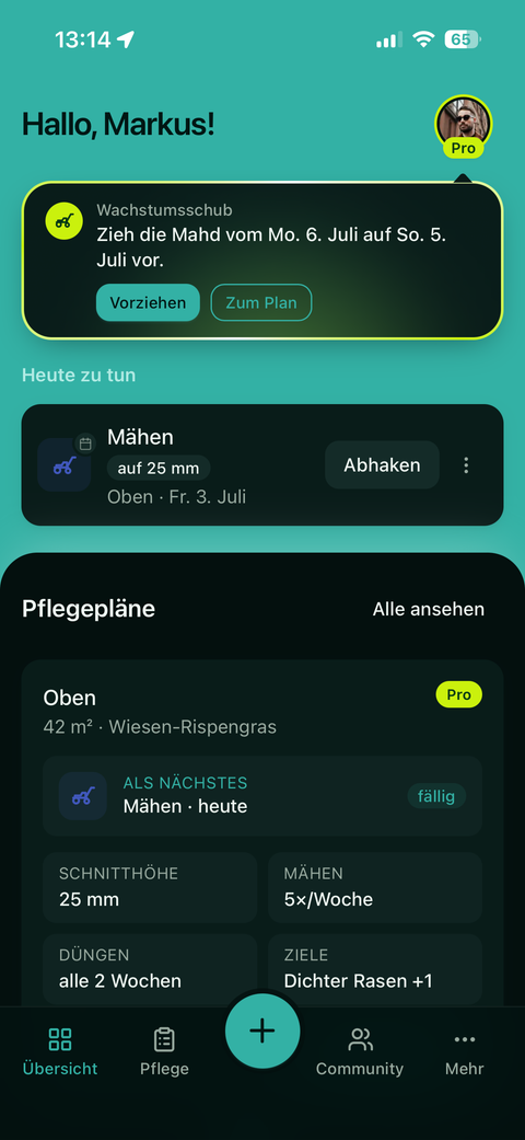 Dashboard mit Tages-Tipp im Dark Mode